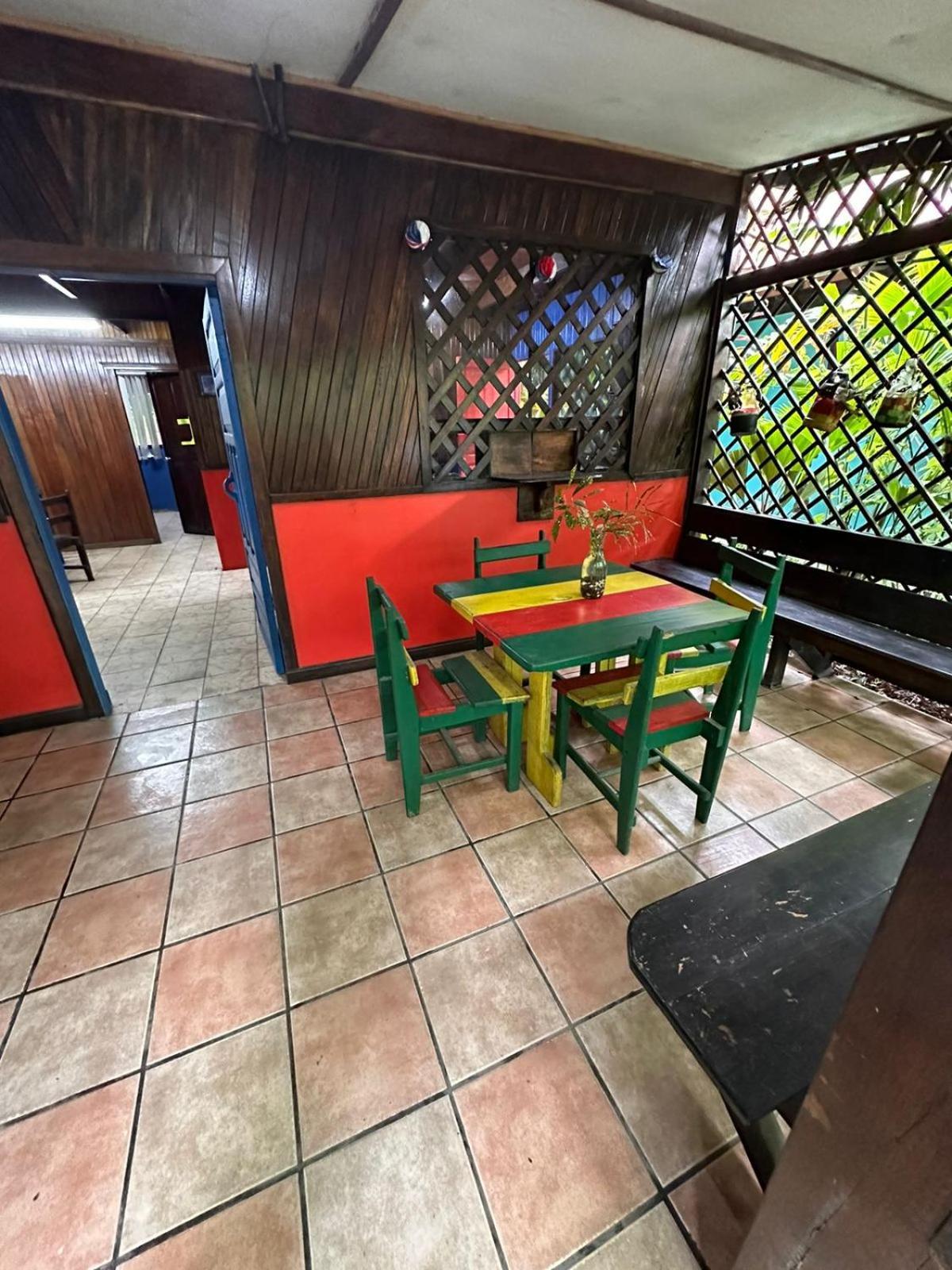 Playa Negra Brewing Beachfront Hotel Puerto Viejo de Talamanca Extérieur photo
